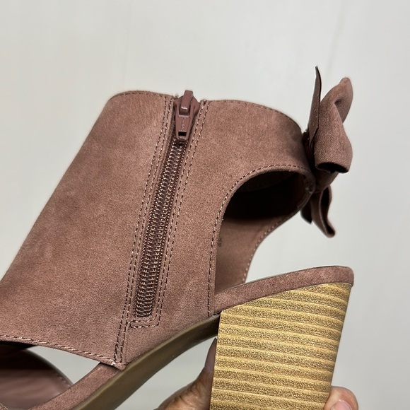 LC Lauren Conrad Dusty Rose Peep-Toe Heels - Picture 6 of 12